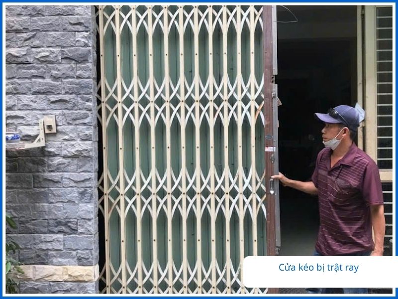 Những sự cố thường gặp cần gọi sửa cửa kéo tại nhà