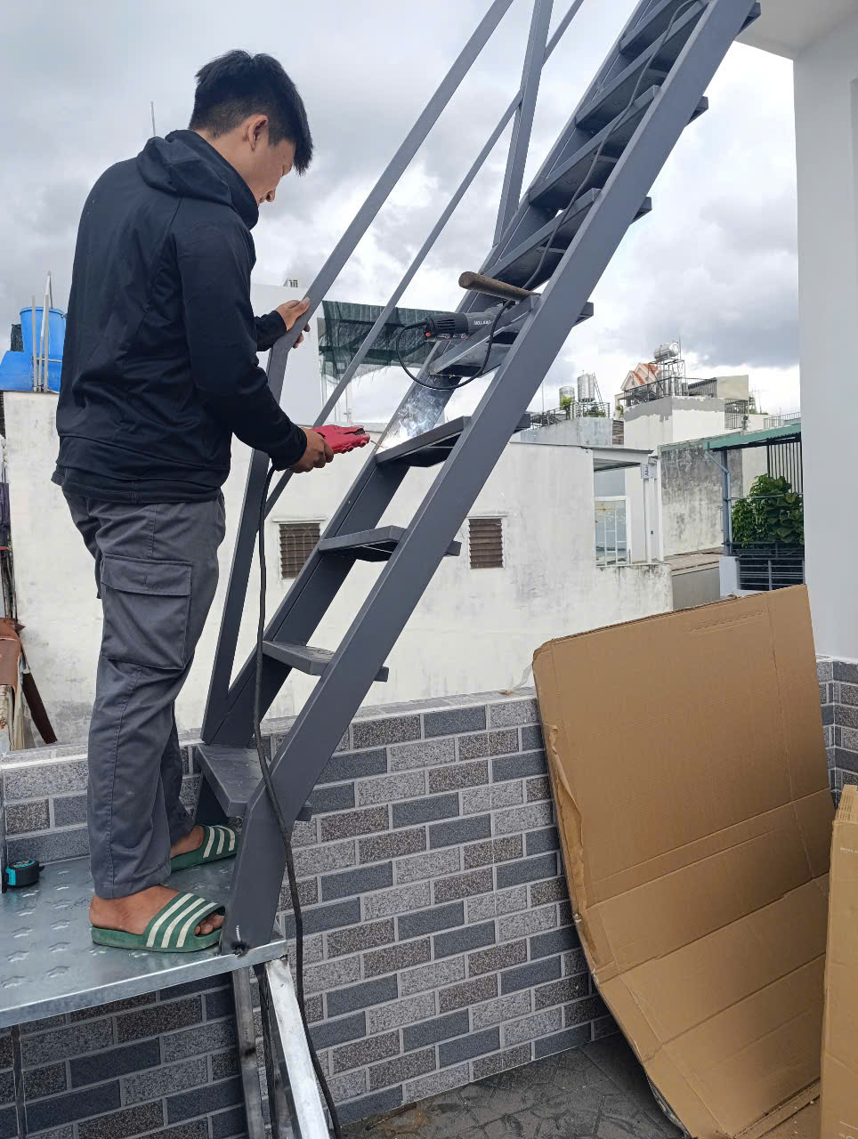  thợ hàn sắt – Sửa cửa sắt tận nơi, hàn cửa sắt