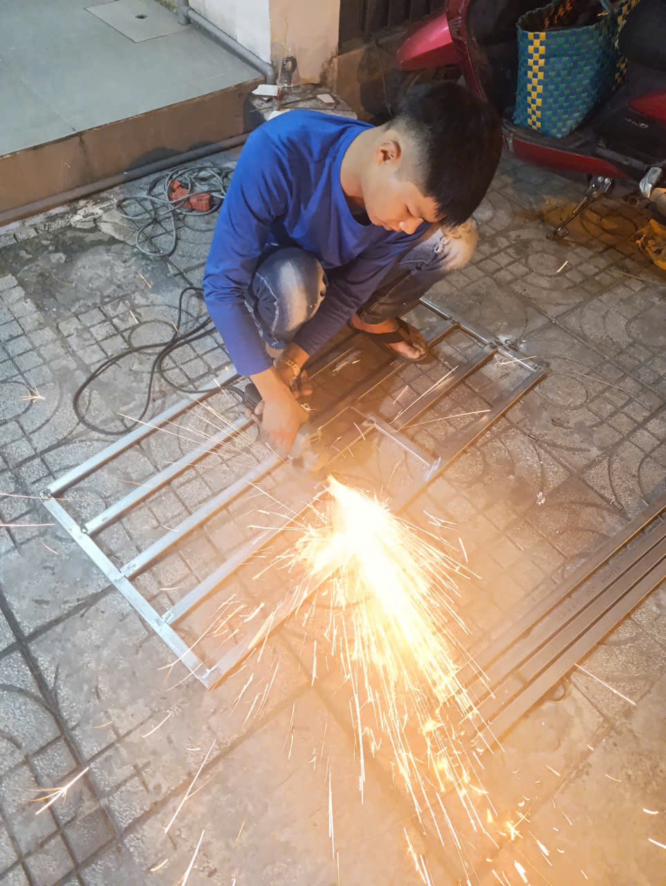 hàn sắt -sửa cửa sắt-0926865858