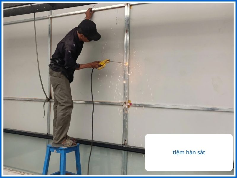 Bí Quyết Bảo Dưỡng Đồ Sắt Tại Nhà Luôn Bền Đẹp Như Mới