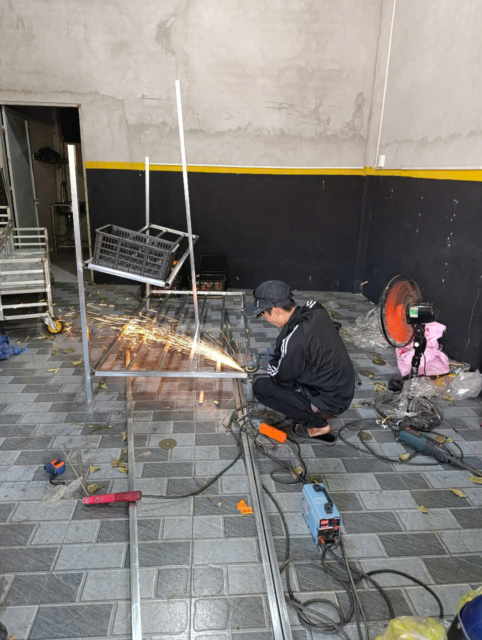 Thợ Hàn Sắt Phú Nhuận – Nhận Hàn Sắt Tại Nhà