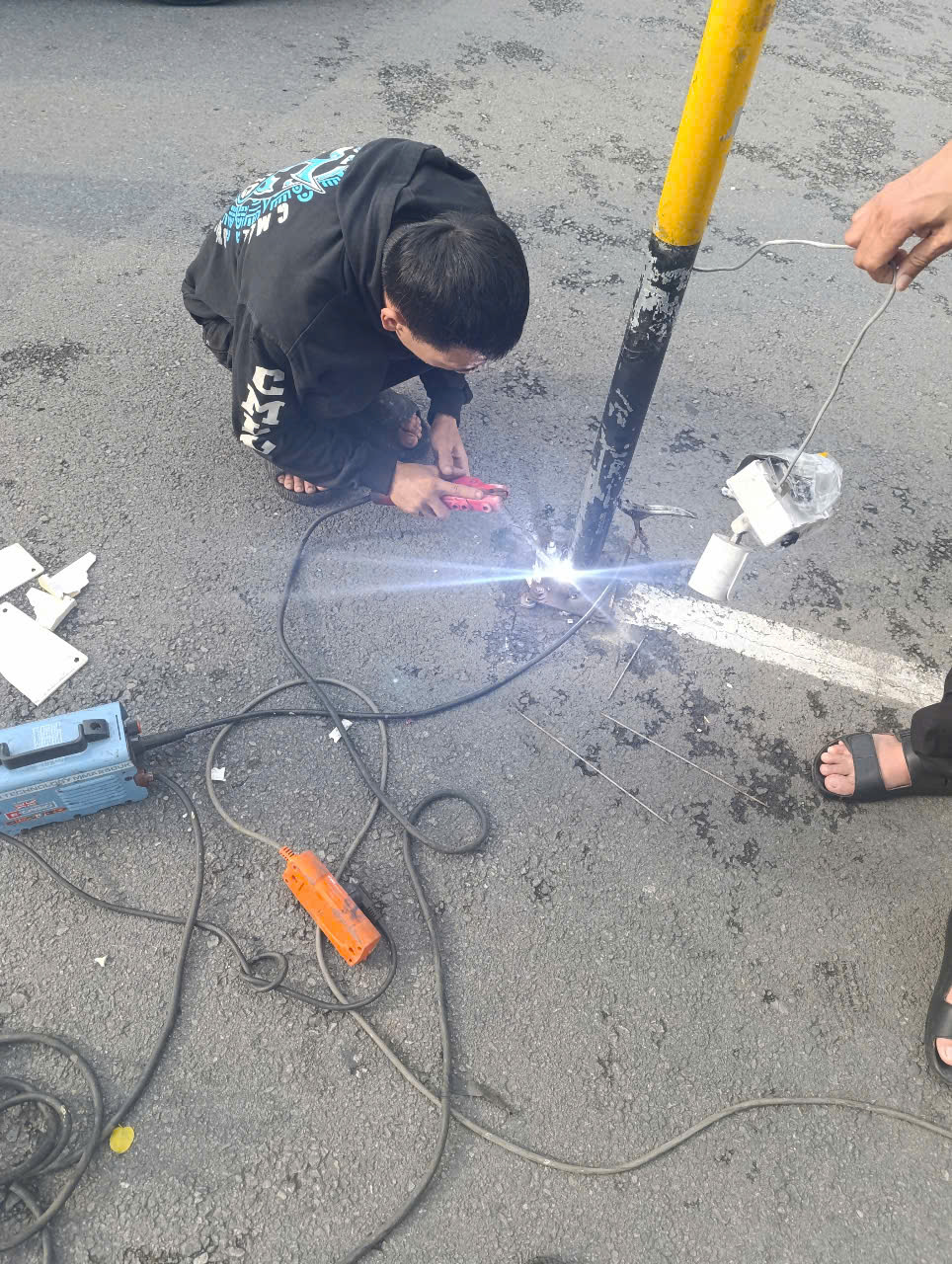 thợ hàn khung sắt Bình Thạnh-0926865858