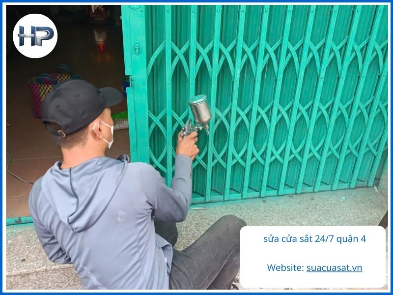 Bảng giá sửa cửa sắt Quận 4 (Tham khảo 2026)