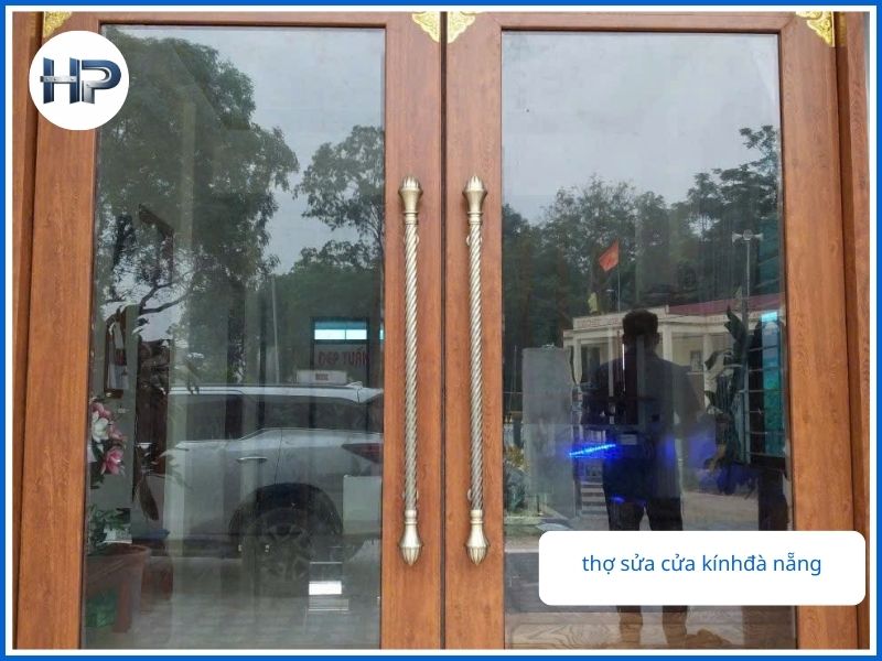 Sửa Cửa Kính Đà Nẵng: Dịch Vụ Uy Tín, Thợ Đến Ngay Sau 30 Phút