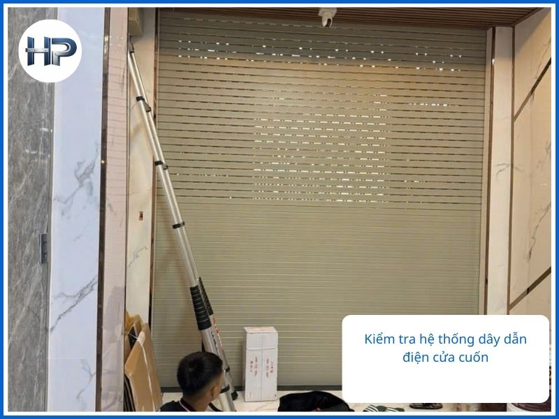 Các dịch vụ liên quan để bảo vệ cửa cuốn bền bỉ hơn