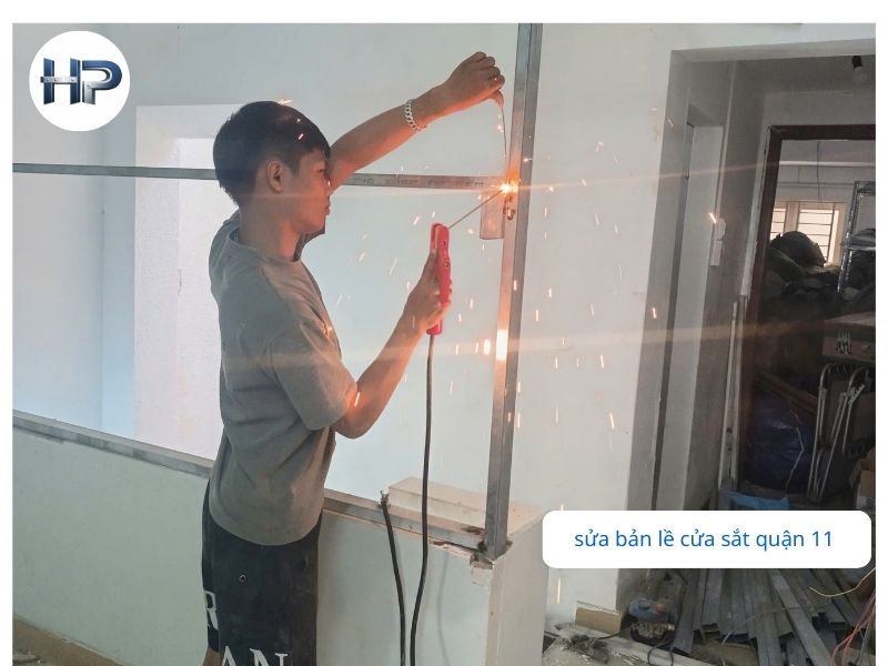 Tại sao khách hàng tin chọn sửa cửa sắt quận 11 của chúng tôi?