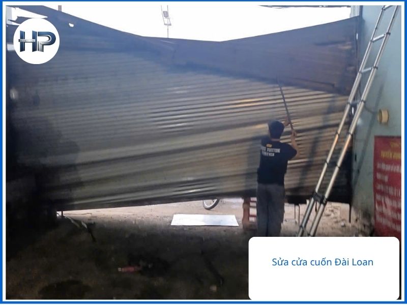 Chuyên khắc phục sự cố mọi sửa cửa cuốn Phú Nhuận
