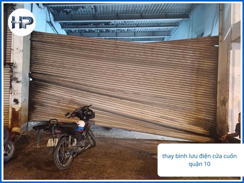 Nhu Cầu Tìm Thợ Sửa Cửa Cuốn Quận 10 Gần Đây