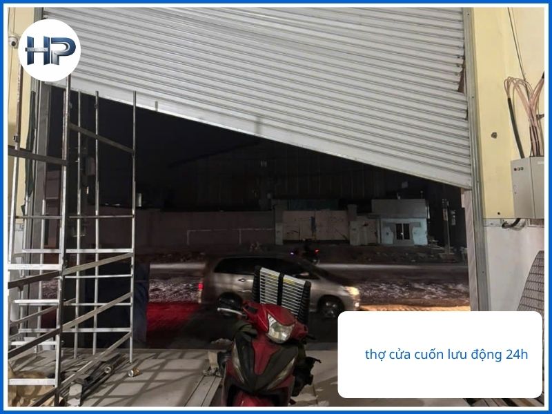 Liên hệ ngay dịch vụ sửa cửa cuốn Bình Tân chuyên nghiệp