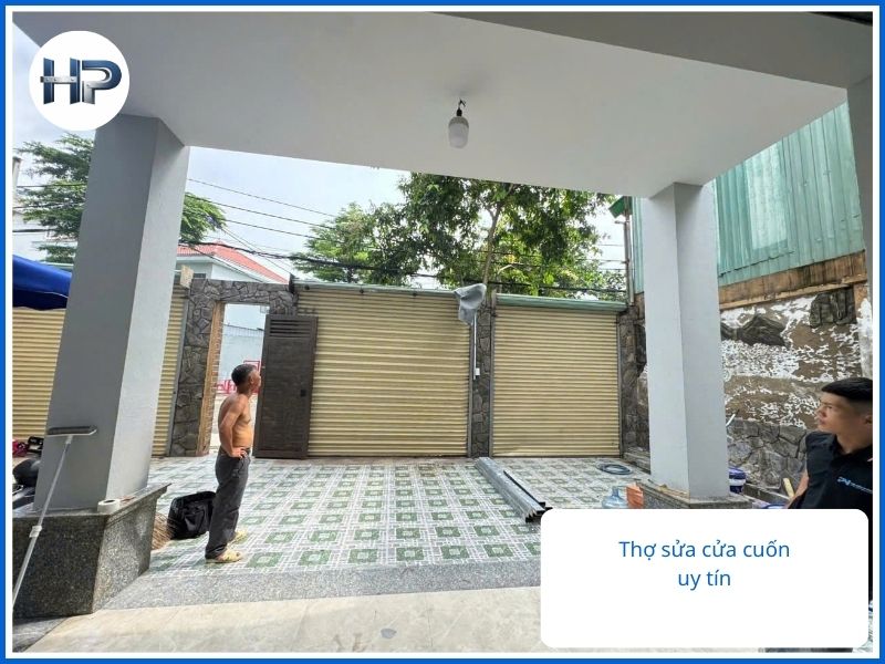 Dấu Hiệu Cần Gọi Thợ Sửa Cửa Cuốn Quận 3 Ngay Lập Tức