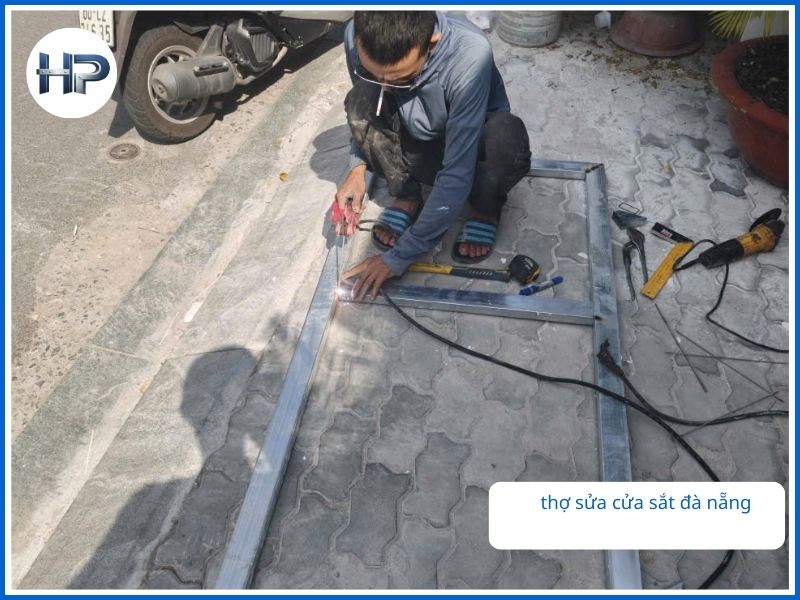 Sửa Cửa Sắt Đà Nẵng Uy Tín 24/7 – Thợ Hàn Tận Nhà Giá Rẻ