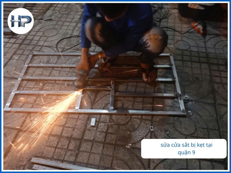 Nhu cầu sửa cửa sắt tại nhà Quận 9 hiện nay