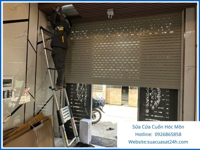 Sửa Cửa Cuốn Hóc Môn Giá Rẻ : Chuyên Nghiệp & Tận Tâm
