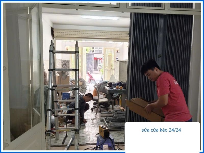 Thợ Sửa Cửa Kéo Tân Phú Túc Trực 24/7: Có Mặt Ngay Trên Các Tuyến Đường Trọng Điểm