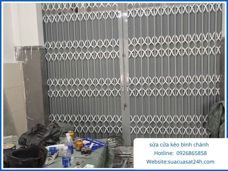 Sửa Cửa Kéo Bình Chánh Cấp Tốc – Thợ Đến Ngay Sau 15 Phút, Giá Rẻ Nhất