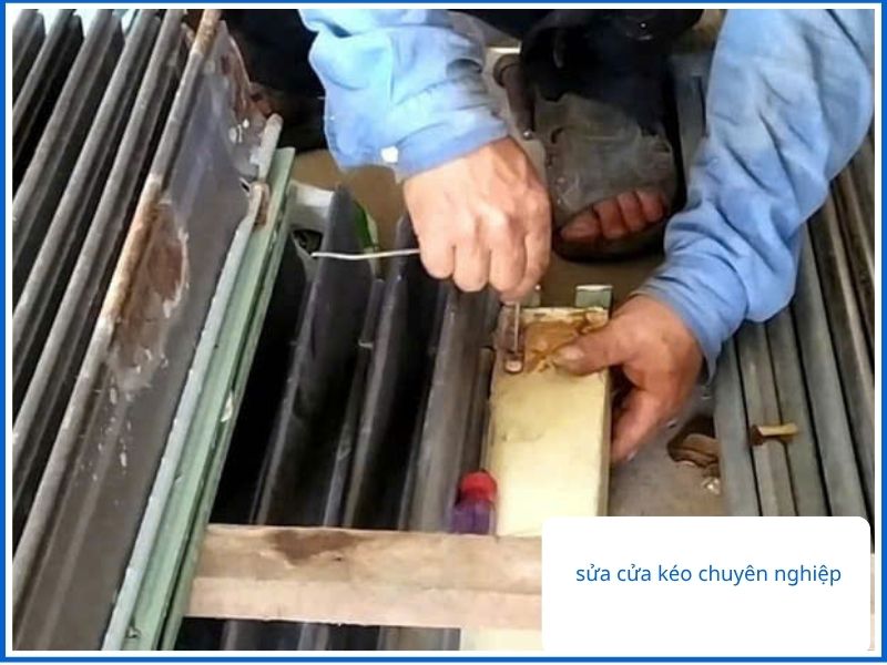 Quy Trình 5 Bước Sửa Cửa Kéo Chuyên Nghiệp Của Hòa Phát