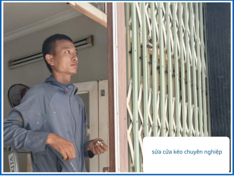 Quy Trình Sửa Cửa Kéo Thủ Đức Chuẩn 5 Bước Chuyên Nghiệp Tại Hòa Phát