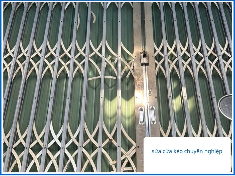 Thợ Sửa Cửa Kéo Lưu Động Bình Tân: Uy Tín Làm Nên Thương Hiệu Hòa Phát