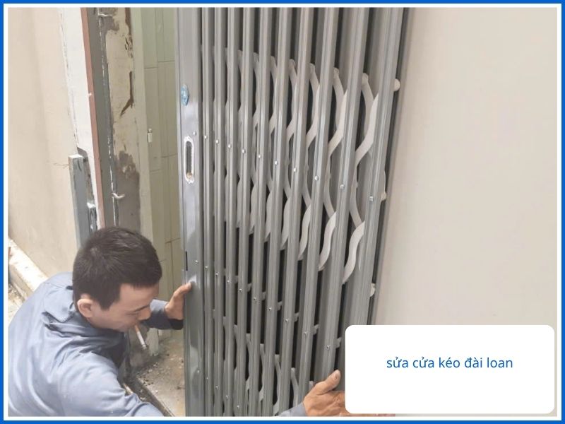 Bí Quyết Thuê Thợ Sửa Cửa Kéo Quận 8 Không Lo Bị Chặt Chém
