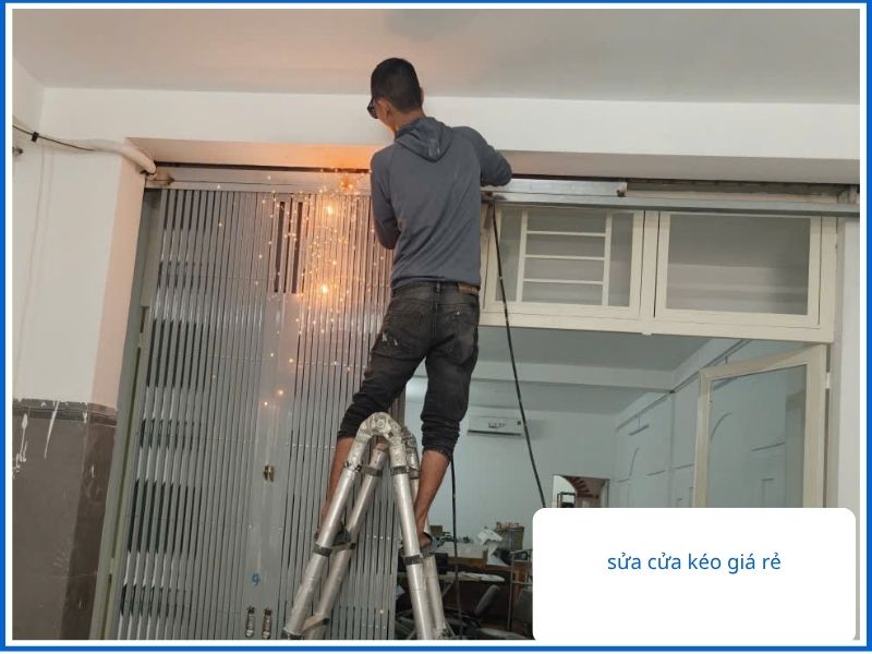 Giá Sửa Cửa Kéo Tại Phú Nhuận 2026 – Công Khai & Chi Tiết
