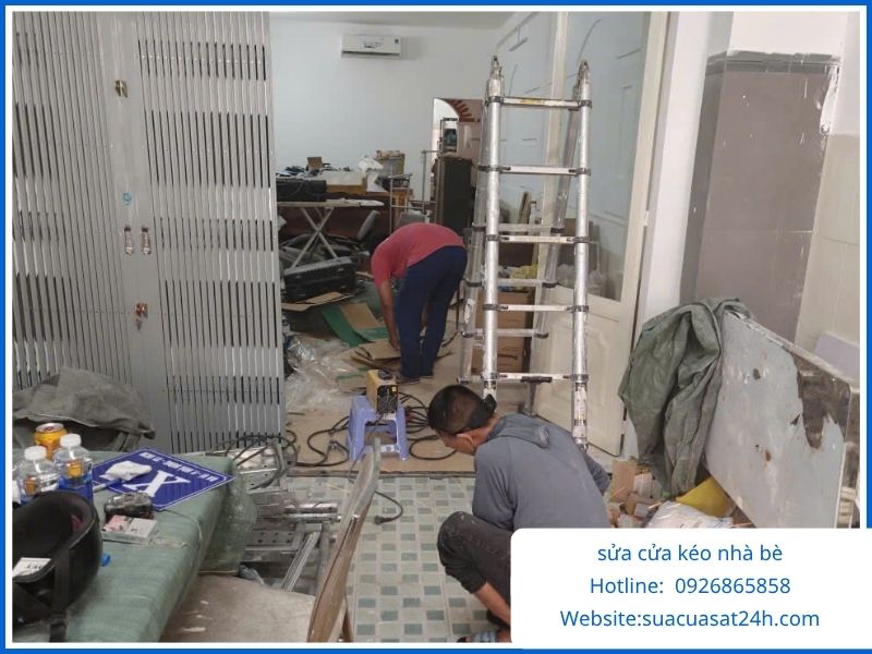 Sửa Cửa Kéo Nhà Bè Uy Tín – Thợ Đến Ngay Sau 15 Phút, Giá Rẻ