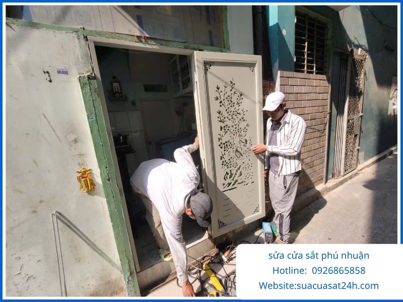 Sửa cửa sắt Phú Nhuận Chuyên Nghiệp – Có Mặt Sau 15P, Trực 24/7