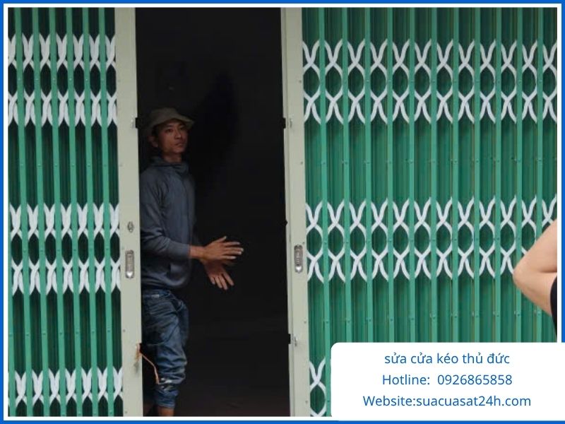 Sửa Cửa Kéo Thủ Đức Uy Tín, Giá Rẻ – Thợ Phục Vụ 24/7