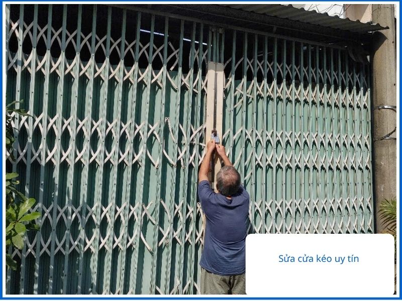 Kinh Nghiệm Thuê Thợ Sửa Cửa Kéo Phú Nhuận: Tránh Xa Thợ "Dỏm" Chặt Chém