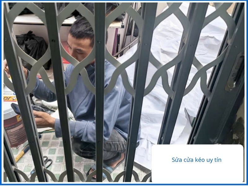 Quy Trình Sửa Cửa Kéo Chuẩn Kỹ Thuật: Chuyên Nghiệp Trong Từng Bước