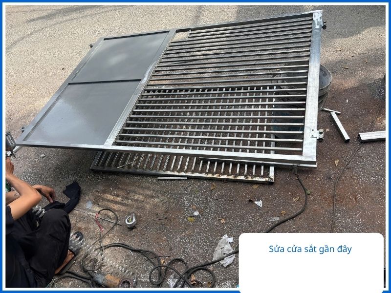 Sửa Cửa Sắt Phú Nhuận Cấp Tốc – Thợ Có Mặt Nhanh, Xử Lý Triệt Để