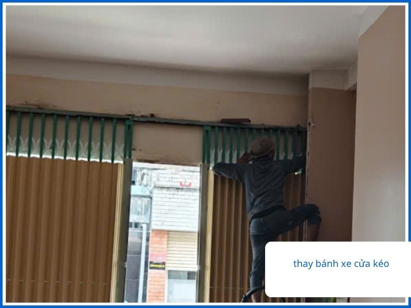 Chi Tiết Các Hạng Mục Sửa Cửa Kéo Uy Tín Tại Hòa Phát Củ Chi