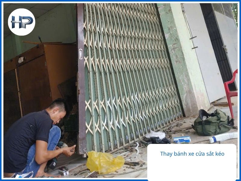 Hướng Dẫn Bảo Trì Cửa Kéo Tại Quận 6 Đơn Giản, Hiệu Quả Nhất