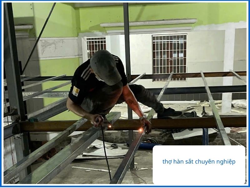 Lý Do Khách Hàng Tin Dùng Dịch Vụ Hàn Sắt Tân Phú Tại Hòa Phát