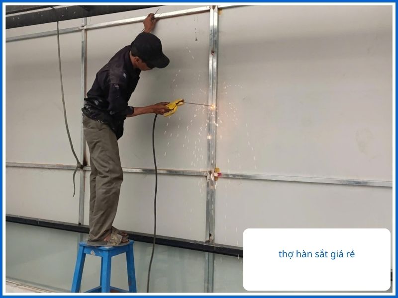 Liên Hệ Thợ Hàn Sắt Quận Tân Phú: Khảo Sát Tận Nhà – Báo Giá Ngay
