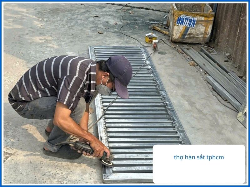 Kinh Nghiệm Chọn Thợ Hàn Sắt Cần Giờ Uy Tín: Đừng Để "Tiền Mất Tật Mang"
