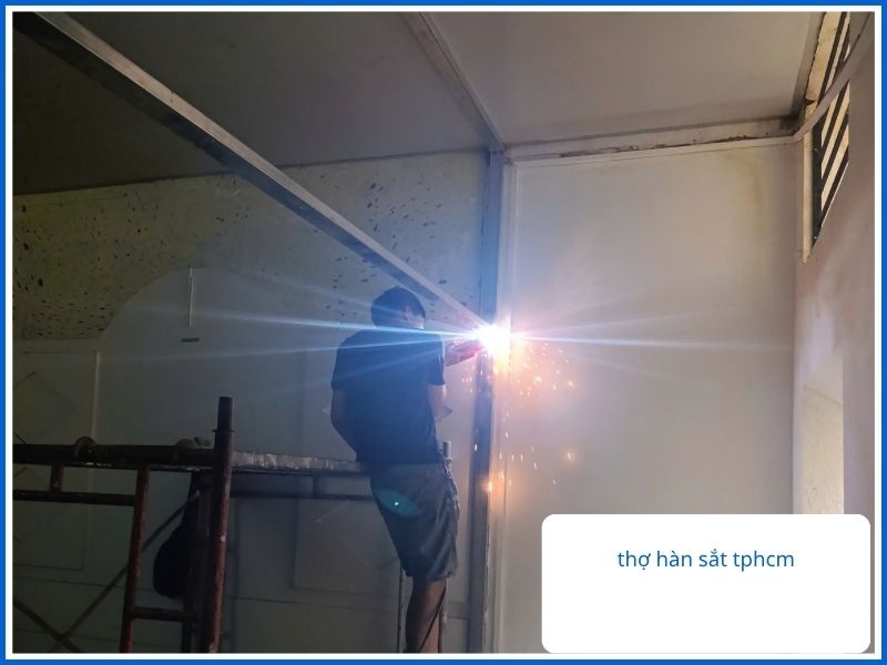 Thợ Hàn Sắt Nhà Bè 24/7: Có Mặt Ngay Sau 15 Phút, Sửa Chữa Cấp Tốc