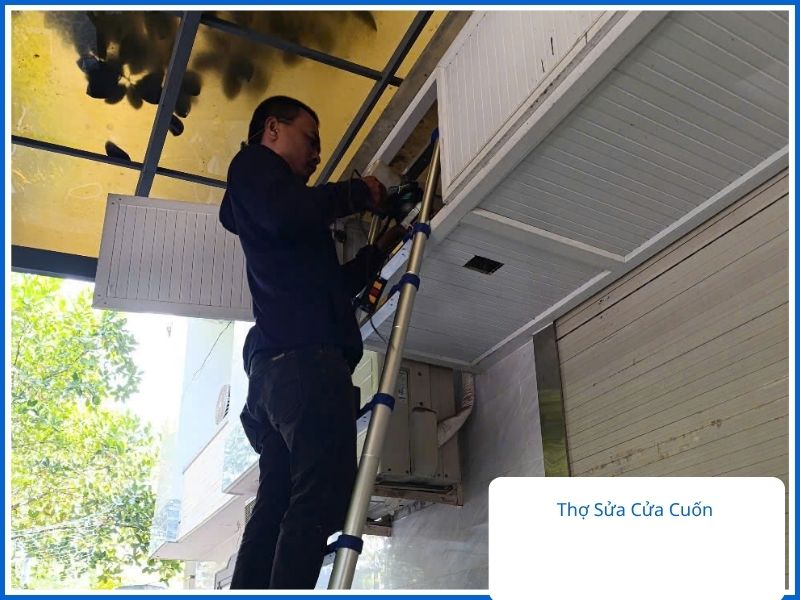 Thợ Sửa Cửa Cuốn Tại Hóc Môn 24/7 – Phục Vụ Tận Nơi Tất Cả Các Xã, Thị Trấn