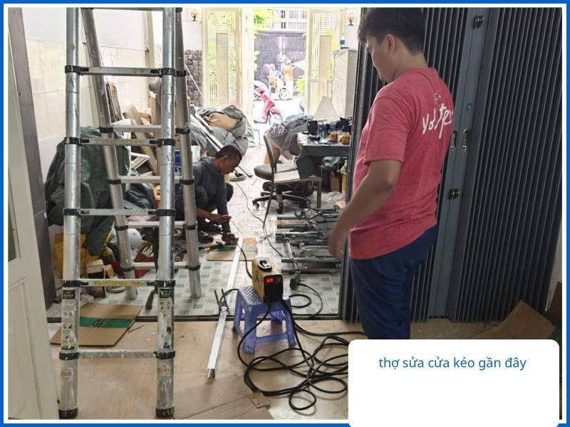 Sửa Cửa Kéo Quận 12 Tại Hòa Phát: Quyền Lợi Tối Ưu – Linh Kiện Chính Hãng – Thợ Giỏi