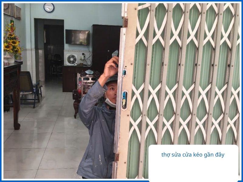 Thợ Sửa Cửa Kéo Bình Tân Túc Trực 24/24 Tại Mọi Tuyến Đường TPHCM