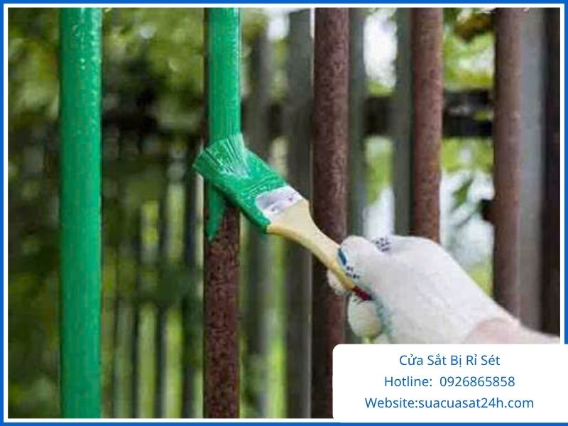 Cửa Sắt Bị Rỉ Sét? Đây Là Cách Xử Lý Hiệu Quả