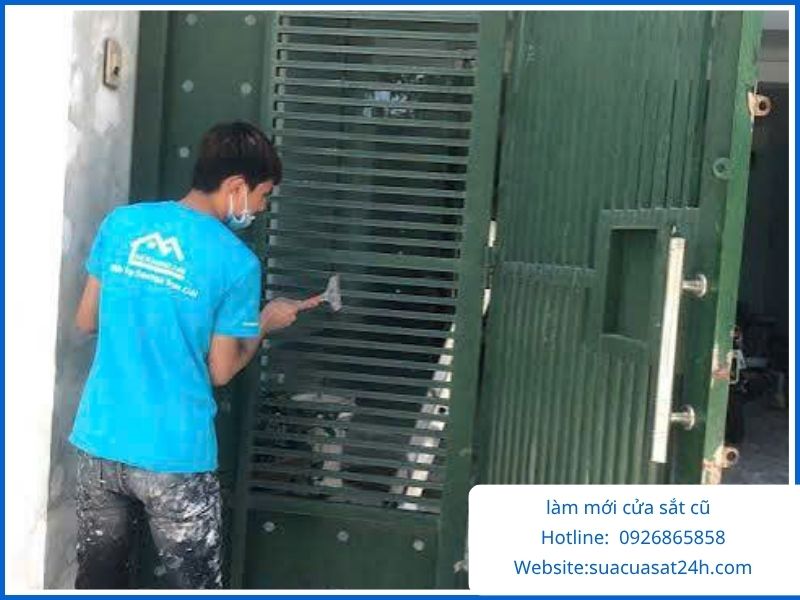 Dịch vụ làm mới cửa sắt cũ, sơn sửa lại như mới đảm bảo an toàn tuyệt đối