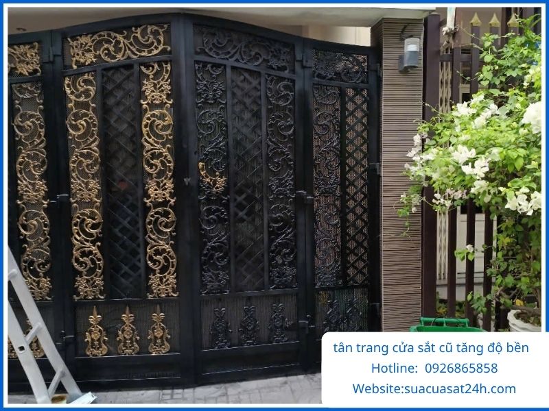 Tân trang cửa sắt cũ giúp tăng độ bền và giá trị thẩm mỹ cho mặt tiền ngôi nhà