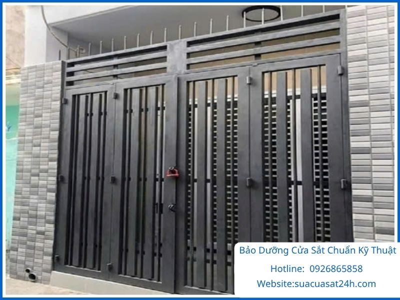 Bảo dưỡng sửa cổng sắt hộp nan dọc TP.HCM