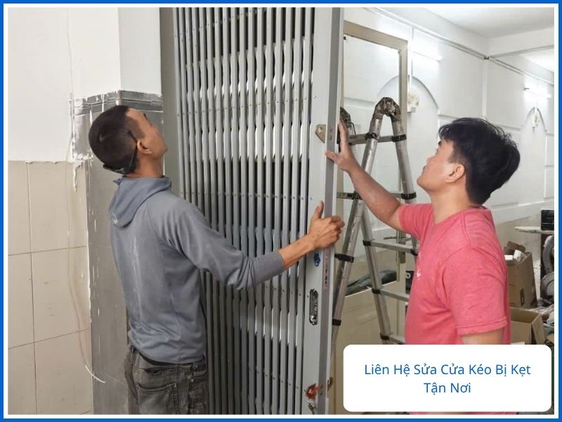 Liên hệ dịch vụ sửa cửa kéo bị kẹt tận nơi 24/7 TPHCM