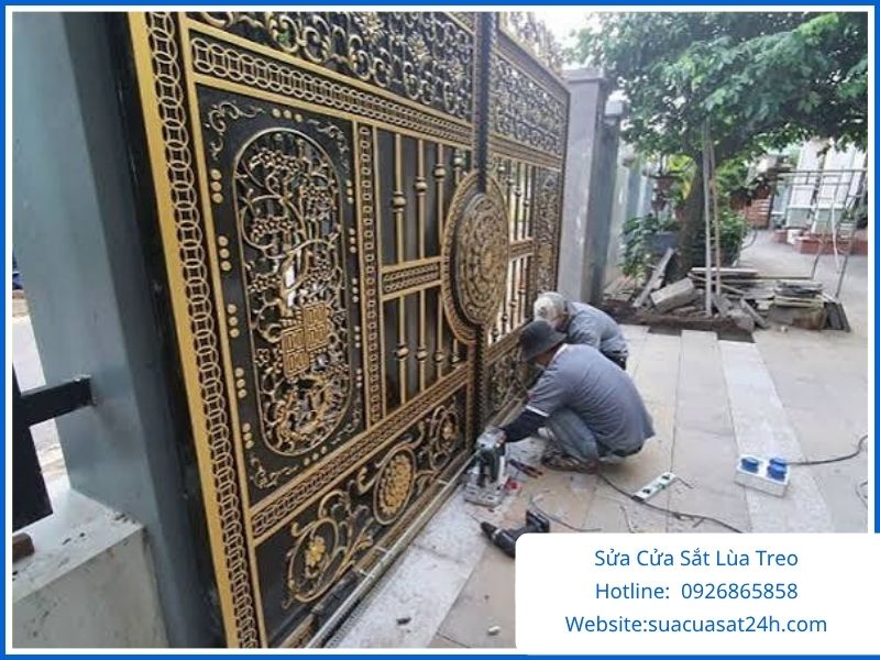 Sửa Cửa Sắt Lùa Treo: Nguyên Nhân Và Cách Khắc Phục Hiệu Quả