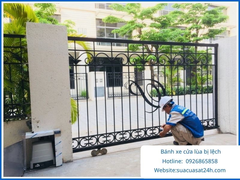 Cứu hộ bánh xe cửa lùa bị lệch trật ray khẩn cấp 24/7